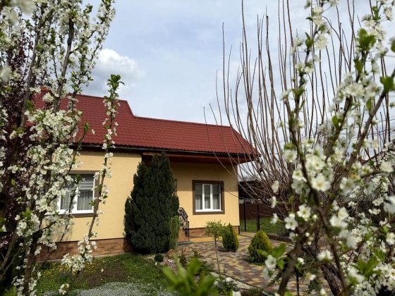 ПРОДАЄТЬСЯ ПРЕМІУМ-ЗАТИШОК У ХУСТІ: БУДИНОК, У ЯКОМУ ХОЧЕТЬСЯ ЗАЛИШИТИСЯ НАЗАВЖДИ! Хуст