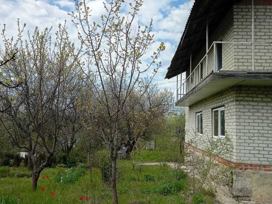 Продам будинок, в Кам'яній Ярузі, на березі річки Студінок Чугуев