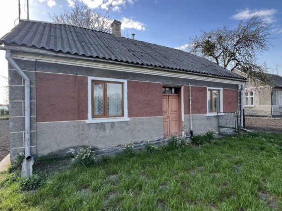 Продається цегляний будинок в селі Жвирка,Шептицький район Шептицький
