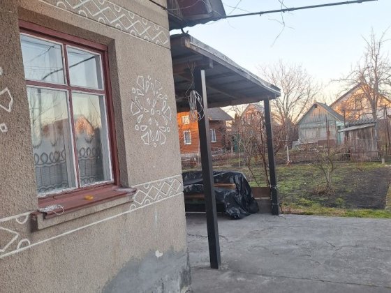 Терміновий продаж дачі навпроти автопарку в межах міста Шептицкий