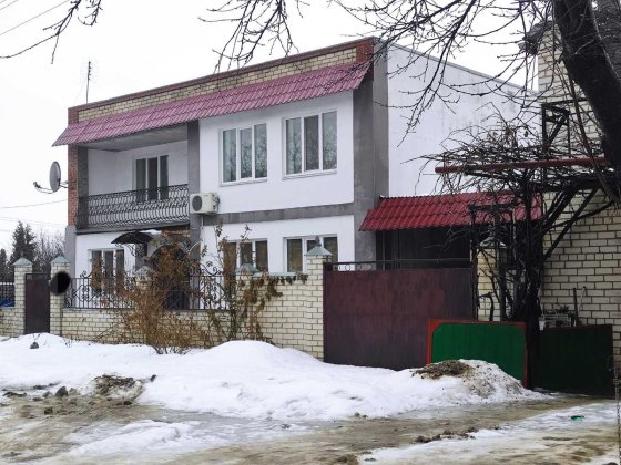 Продам дом Чугуев. Чугуев