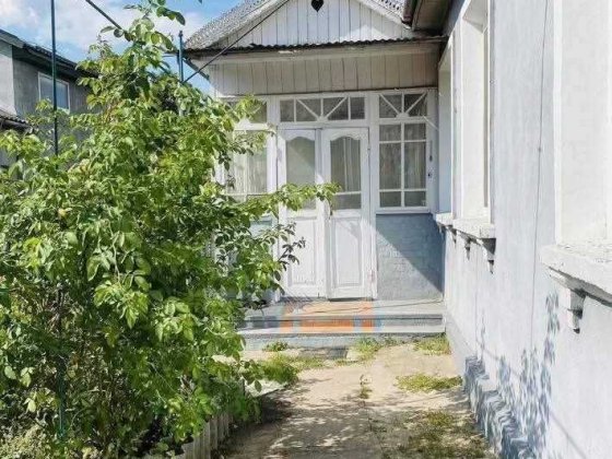 Продам просторий будинок у місті Гайсин 1082 Гайсин