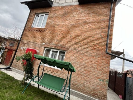 Продам будинок 120кв. Старе місто,р-н 3 лікарні.Торг.Світло є 24/7. Михайловцы