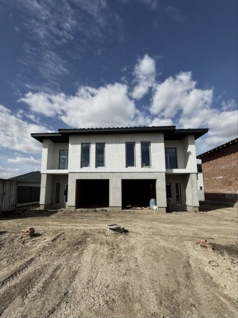 Продаж дуплекс | Рованці | ТЦ BAOBAB | МОНОЛІТНЕ ПЕРЕКРИТТЯ - фото 1