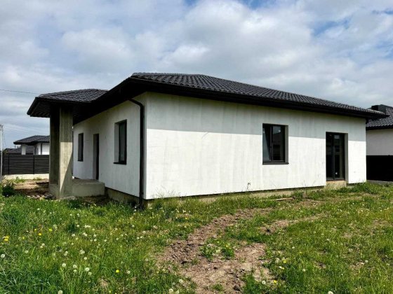 Будинок у Рованцях — 99 м² на 6 сотках! Рованці