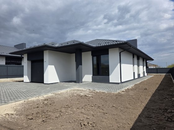 Продам будинок в с. Тарасове Клавдієво-Тарасове