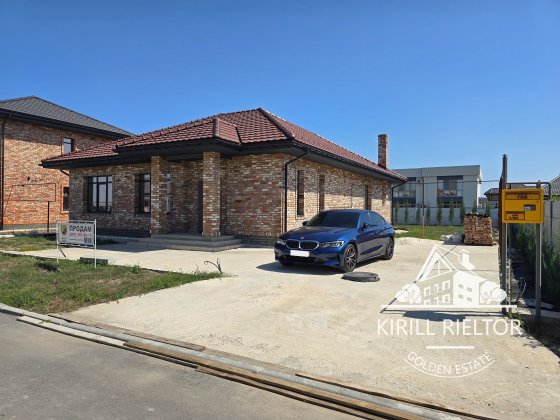 В коттеджном поселке «Золотые Ключи» продается новый дом «под чистовую отделку» Слобожанское