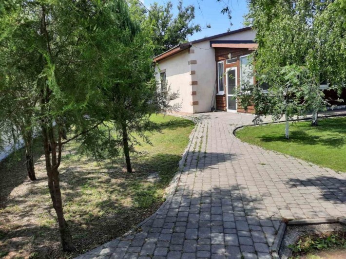 Продам дачу  в Підгородньому  цілорічне проживання, зручності - фото 1