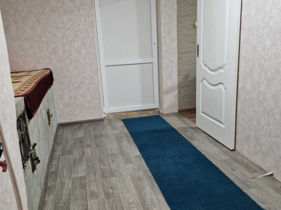 ПРОДАЄТЬСЯ  БУДИНОК  в м. Синельникове Синельниково