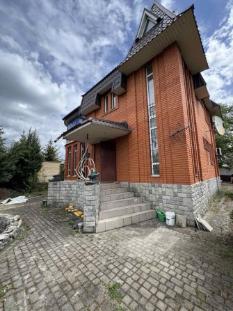 Продам 2-х поверховий будинок в с. Новоселівка - фото 1
