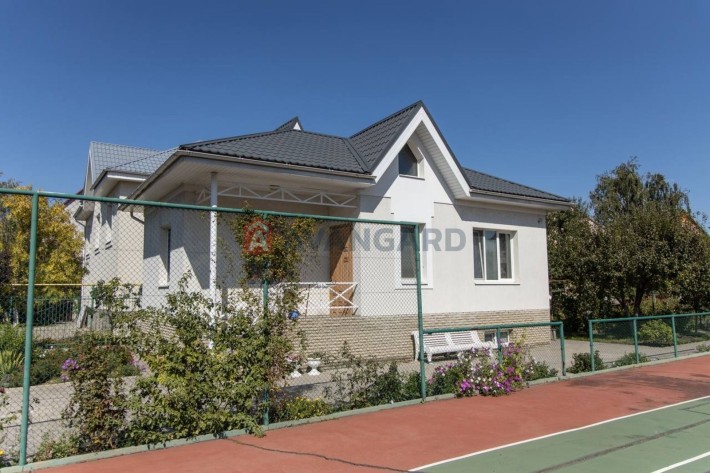 Продам будинок в с. Новоселівка  Підгородне Слобожанське - фото 1