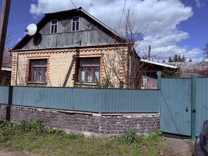 Продається затишний будинок м.Радомишль, Житомирської області. Від Києва - 95 км, від Житомира - 70  - фото 1