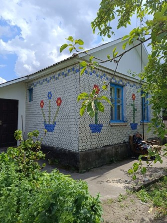 Продам газифікований будинок з резервним пічним опаленням. Ділянка 23 сотки - фото 1