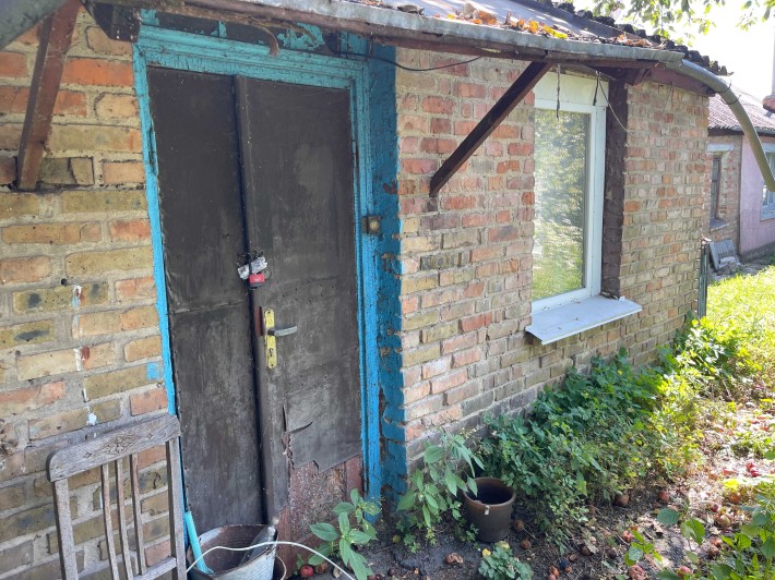 Продаю будинок у місті Чуднів - фото 1