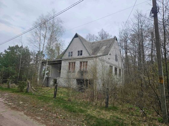 Продаємо недобудову в селі Левків Левков