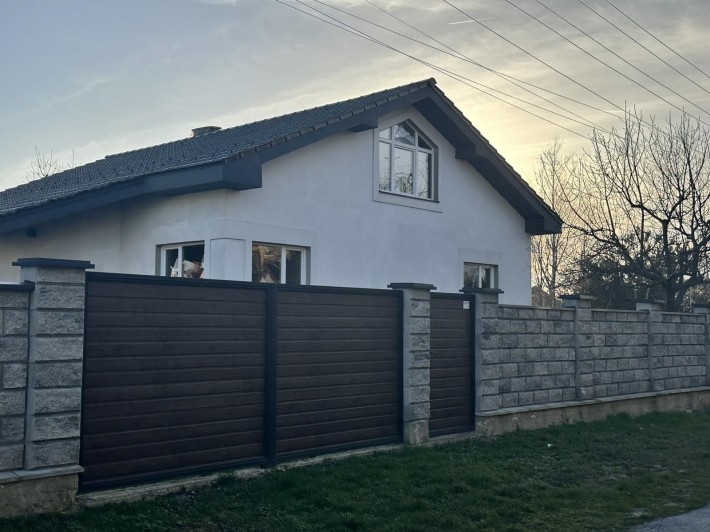 Продаж сучасного будинку - фото 1