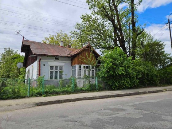Продається будинок із земельною ділянкою 22 сотки м. Надвірна Надворная