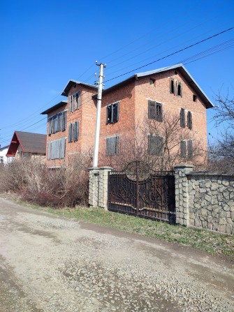 Продаж будинок с.Черніїв - фото 1