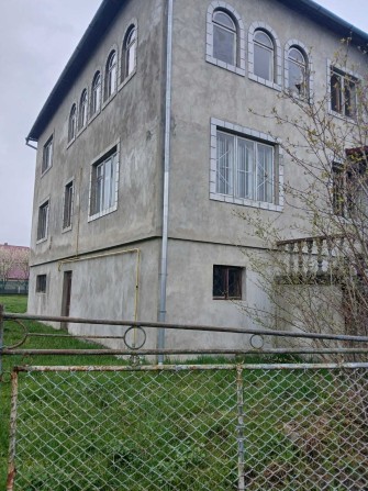 Продається будинок 385м.кв.  14 соток. - фото 1