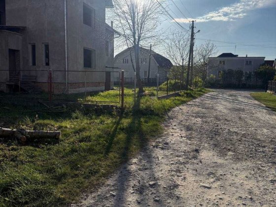 Продається будинок з видом на гори та садом у Богородчанах_ВК Богородчаны