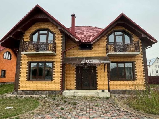 Затишний будинок з земельною діл. 8 сот в с.Загвіздя Загвоздье