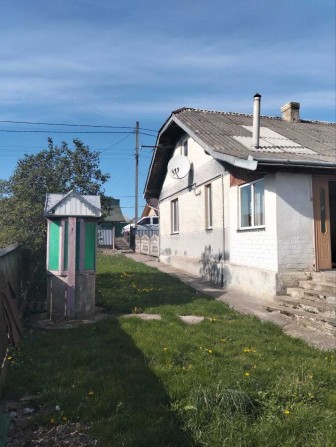Продаж обійстя у Тлумачі з великою земельною ділянкою - фото 1