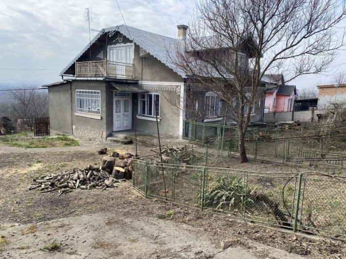 Житловий будинок в місті Снятин - фото 1