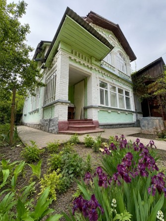 Продаж окремого будинку в мальовничому курорті селища Ворзель - фото 1