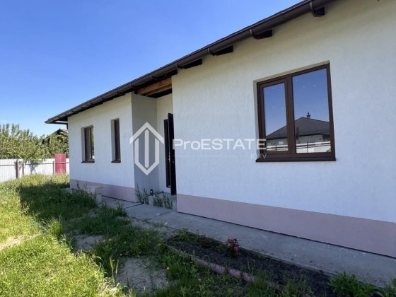 Продаж без% будинок Гнідин Центр Гнідин