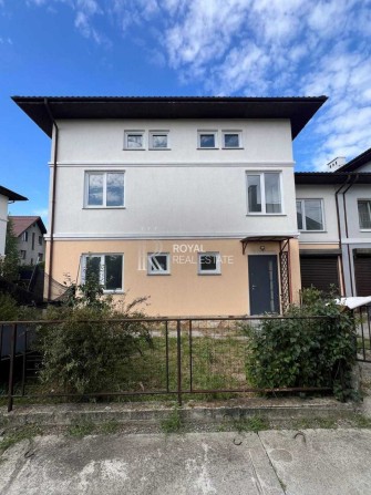 Продаж Дуплекс 5кім. 212м2 с. Гнідин Гараж Вихід до озера - фото 1