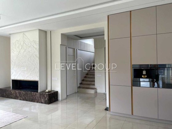 Продаж 5к двоповерхового будинку 222м2, вул. Захрестова, Лісники