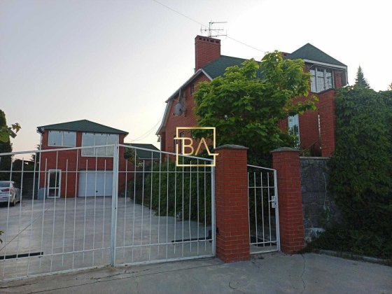 Продаж будинку з видовою ділянкою в Лісниках. Без% Лесники