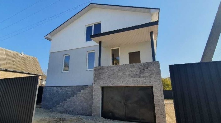 Сучасний котедж 225 м² біля Києва ,  поруч Блакитне озеро - фото 1