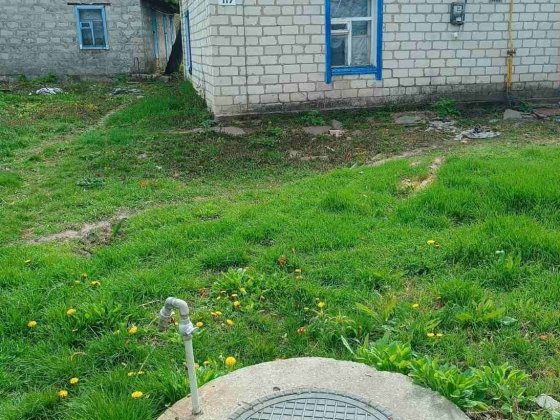 Продаж пів будинку з земельною ділянкою в центрі Яготина Яготин