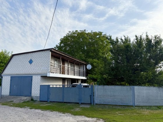 Оформлений Будинок смт. Баришівка 70км до м.Києва 12 соток Баришівка