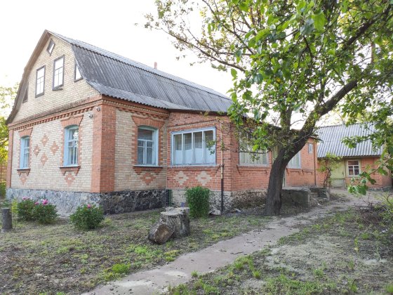 Дім будинок  в смт Макарів, Київська обл. Макарів