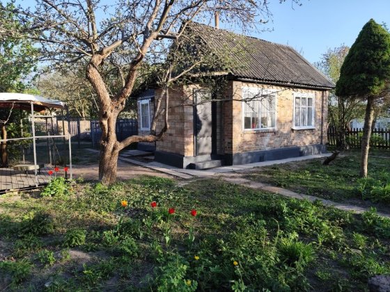 Затишна дача, будинок під Києвом, Глеваха 3. Власник Глеваха