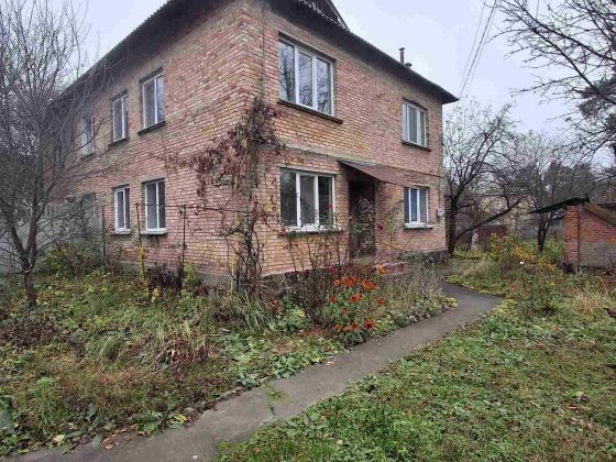Продаж житлового  будинку 120 кв м  смт Немішаєво