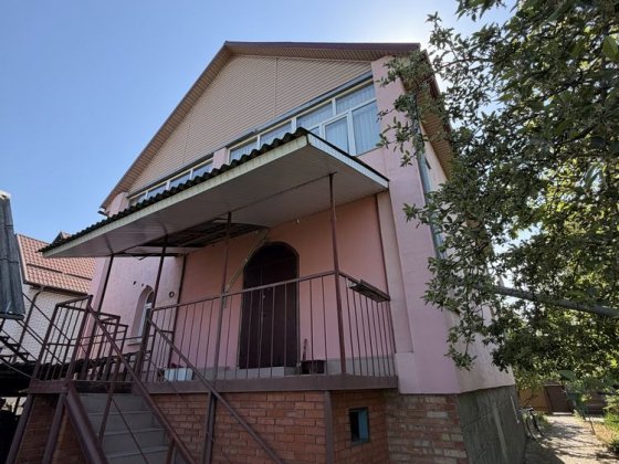 Будинок з ремонтом, підвалом. Ділянка 10 соток. 30 хв від Києва Клавдієво-Тарасове