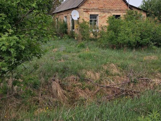 Бабинці - продам будинок цегляний під ремонт. Бабинцы