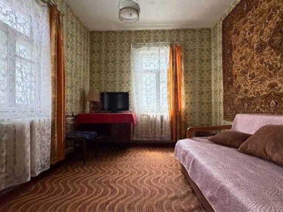 Продаж цегляного будинку 78м². 4 кімнати. 33 сотки. Центр. ID:813 Блиставица