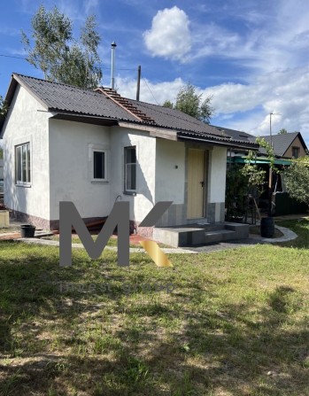 Продається дачний будинок з ремонтом , 19 км від Києва! - фото 1