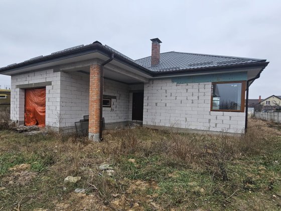 Будинок 170 кв.м. з ГАРАЖЕМ на 10 сотках