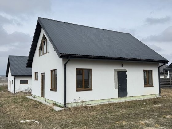 Продаж.Будинок в 20 км від столиці Забуччя
