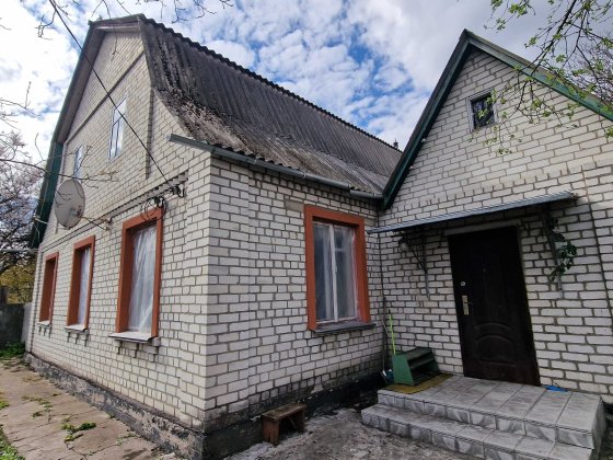 Будинок готовий до експлуатації з ділянкою на 10 соток, 87.8кв.м, 4 кімнати