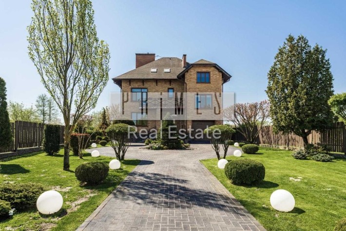 Продажа эксклюзивного автономного дома 564м2 с собственным озером, Зазимье - фото 1