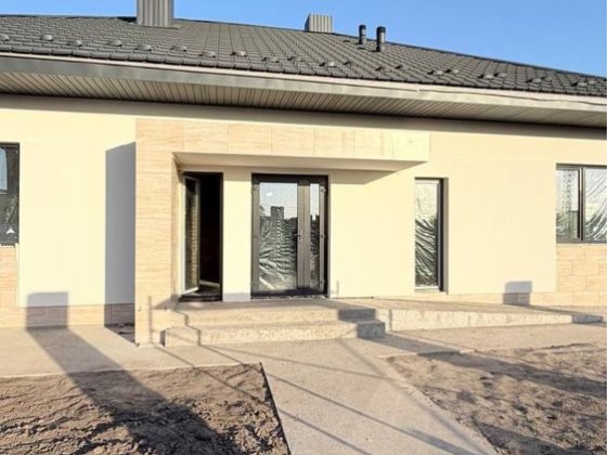 Продаж затишного ОДНОПОВЕРХОВОГО будинку в тихій приватній локаціі с. Іванковичі