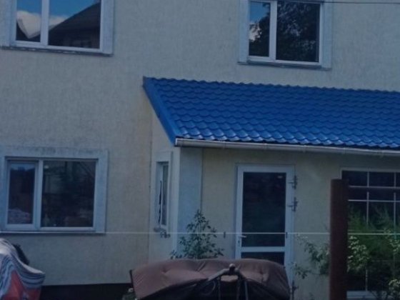 Продам власний будинок в с.Іванковичі.11 км від Києва Іванковичі