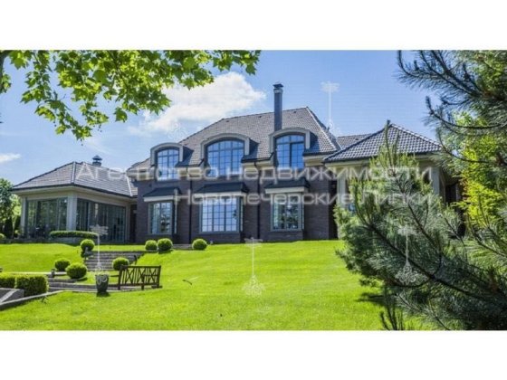 Резиденція 550м2 з бассейном,шикарне місце Капітанівка,Стоянка