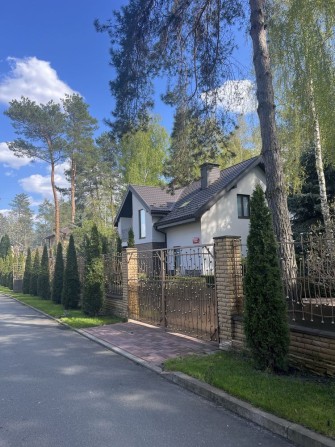 Продаж Будинку  в закритому котеджному містечку - фото 1
